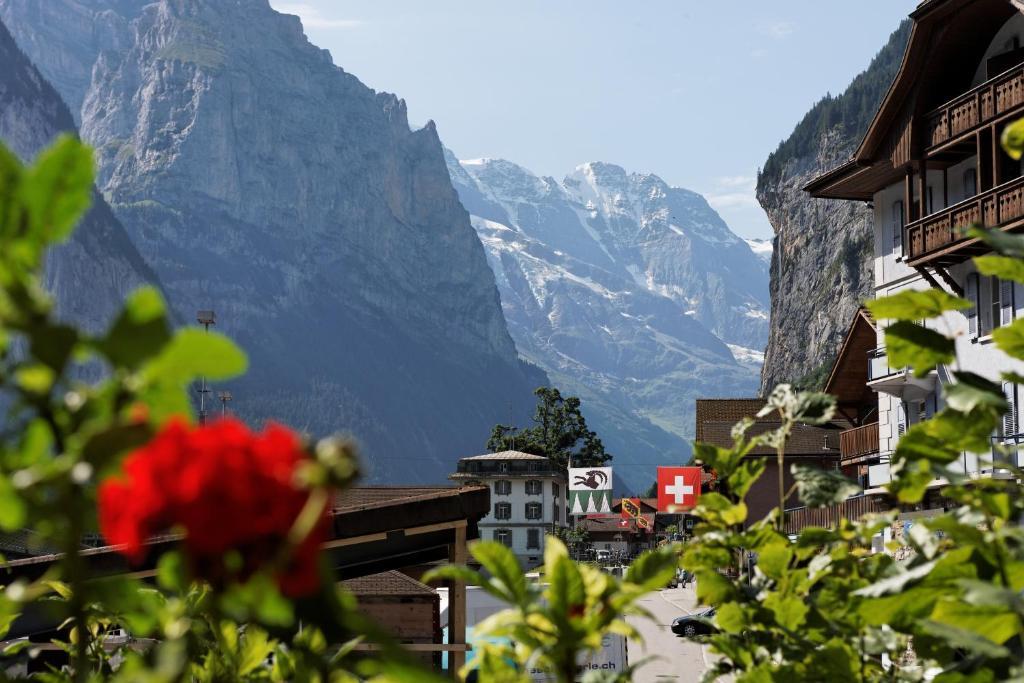 Hotel Steinbock Lauterbrunnen Exterior photo